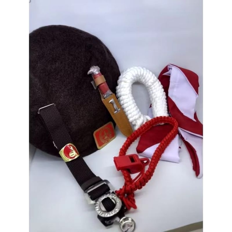 Alat perlengkapan sekolah pramuka SD cowok cewek lengkap