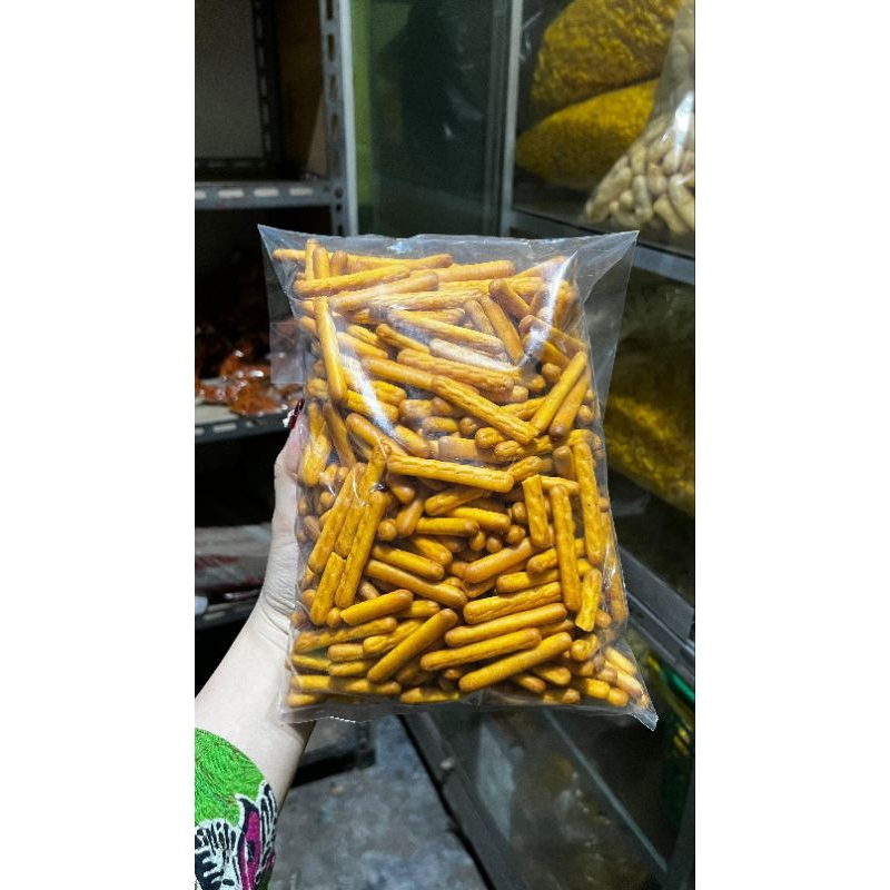 

BISKUIT STIK DURIAN 500GR (NINA)