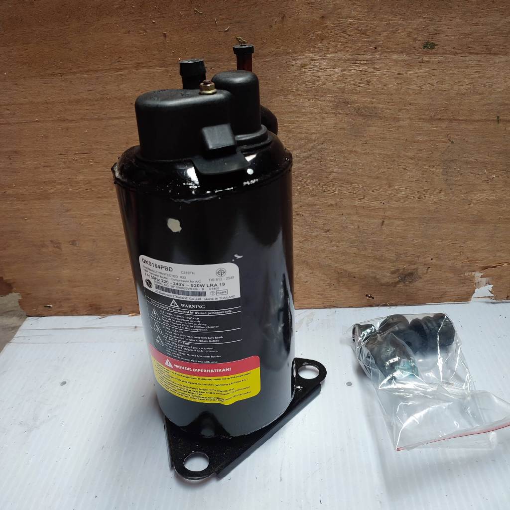 COMPRESSOR AC R22 - 1 PK QKS164PBD LG KOMPRESOR AC LG 1 HP
