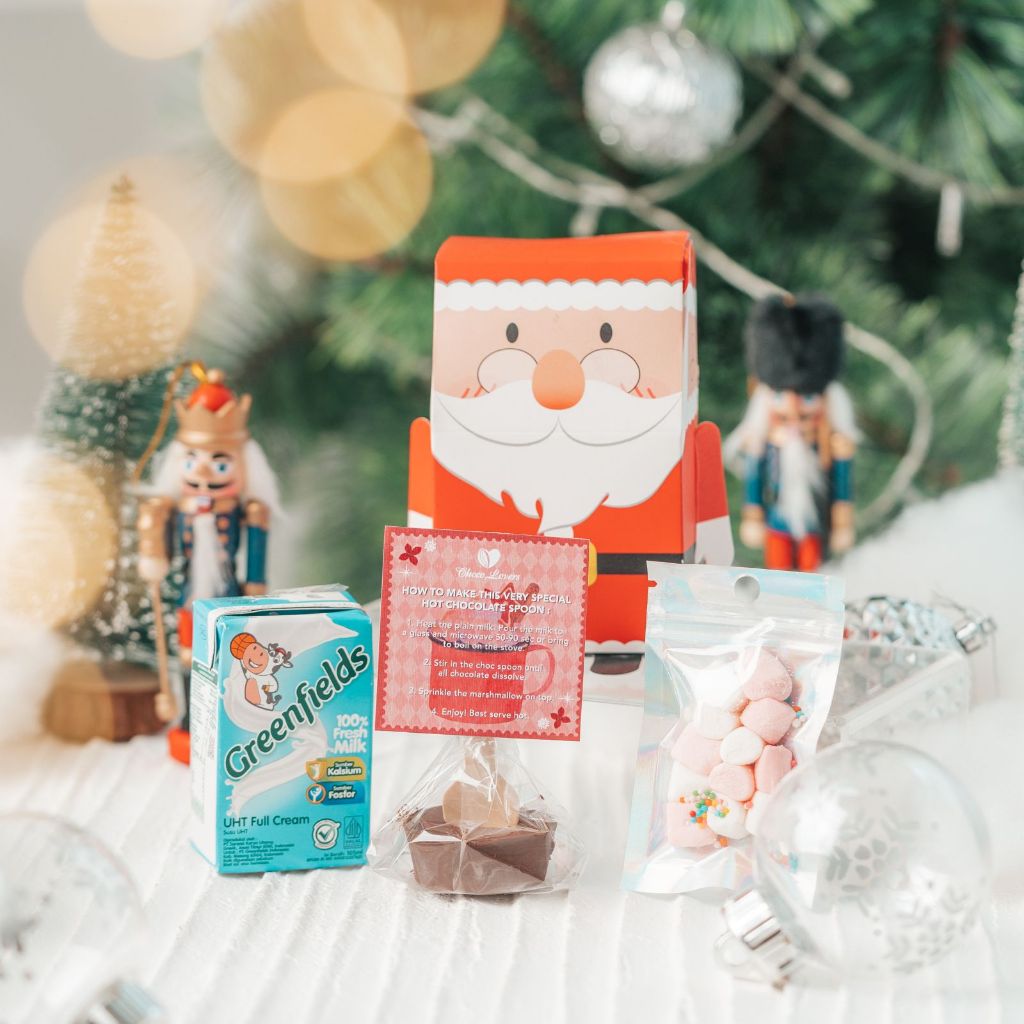 

PETITE SANTA | CHRISTMAS HAMPERS | PARCEL NATAL | KUE KERING