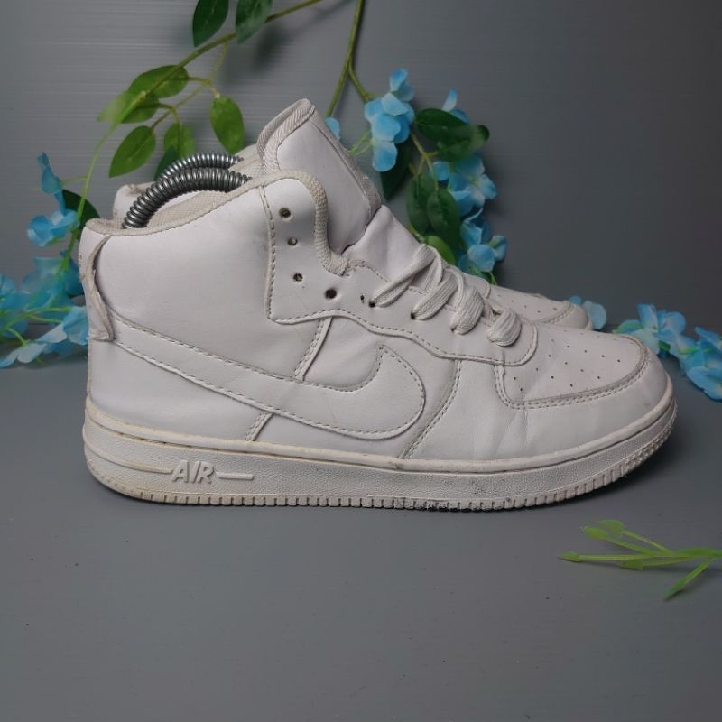 Sepatu Sneakers Second Nike Air Force 1 High White Size 39