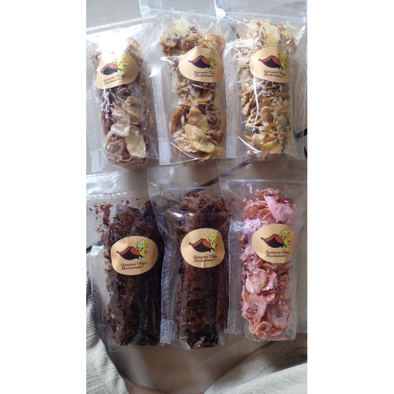 

KRIPIK PISANG COKLAT LUMER POUCH (150 gram)
