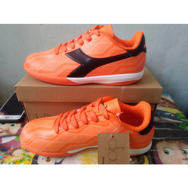 Sepatu Futsal Diadora Harder Orange Original
