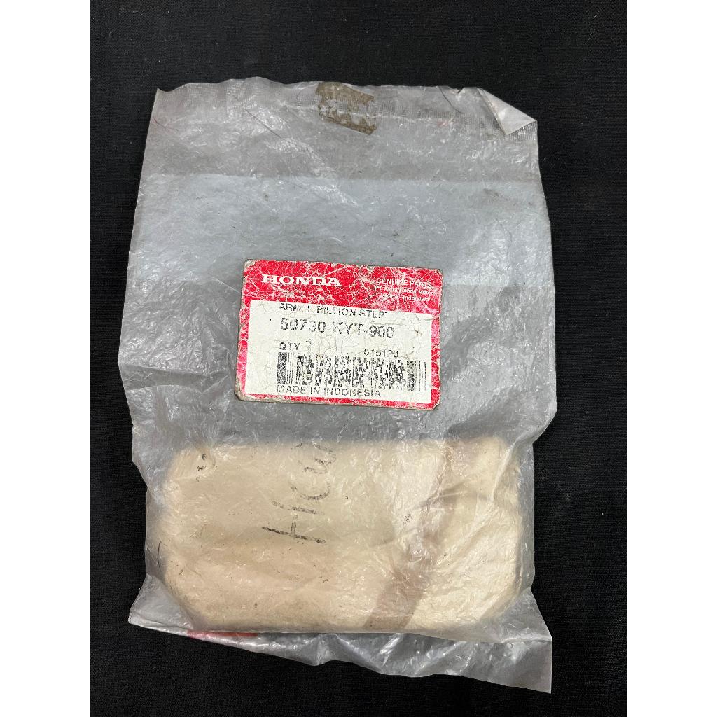 ARM L PILLION STEP 50730KYT900