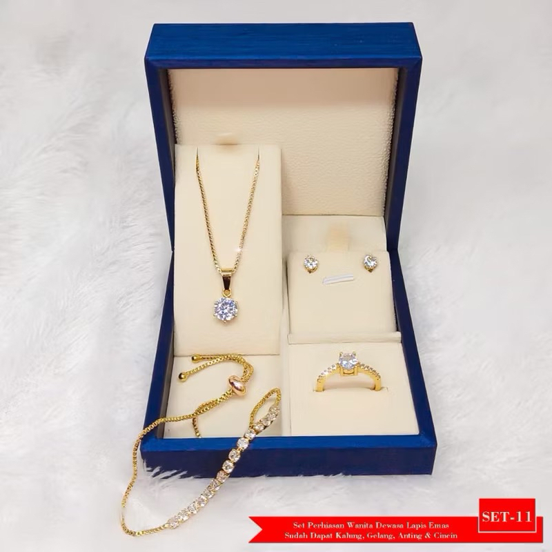 Perhiasan Imitasi Set