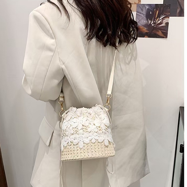 tas pantai wanita/ins Straw Bag tas kecil musim panas baru tas kurir portabel liburan pantai rotan T