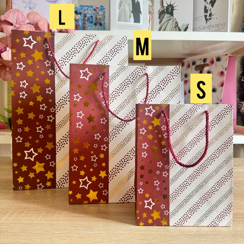 

PAPERBAG TALI PILIH UKURAN DI VARIAN/ Paperbag tali pilih ukuran di varian/paperbag ulang tahun/paperbag karo/paperbag grosir/ paperbag 3 ukuran