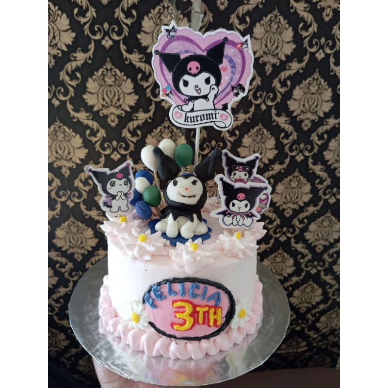 

Kue tart KUROMI Roti Neo