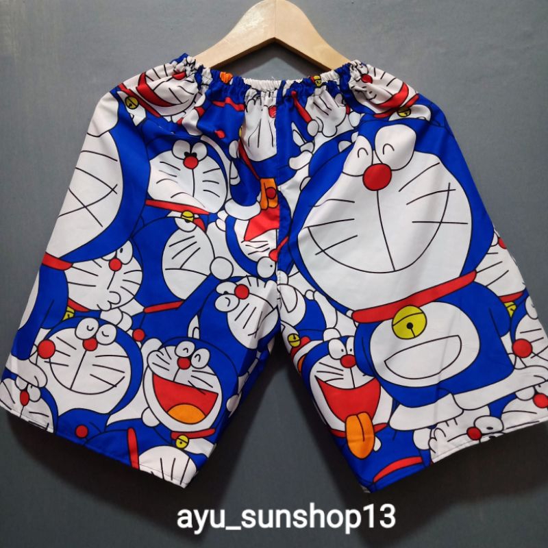 CELANA KOLOR DEWASA HARIAN SANTAI MOTIF DORAEMON DIBAWAH LUTUT TERLARIS TERMURAH TERBARU