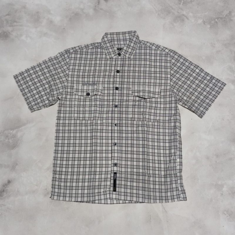 Kemeja tangan pendek pria air walk kotak kotak