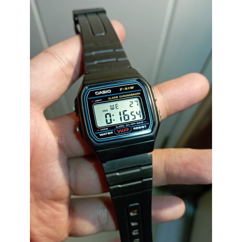 

CASIO BASIC F91 ORIGINAL PRELOVED BEKAS
