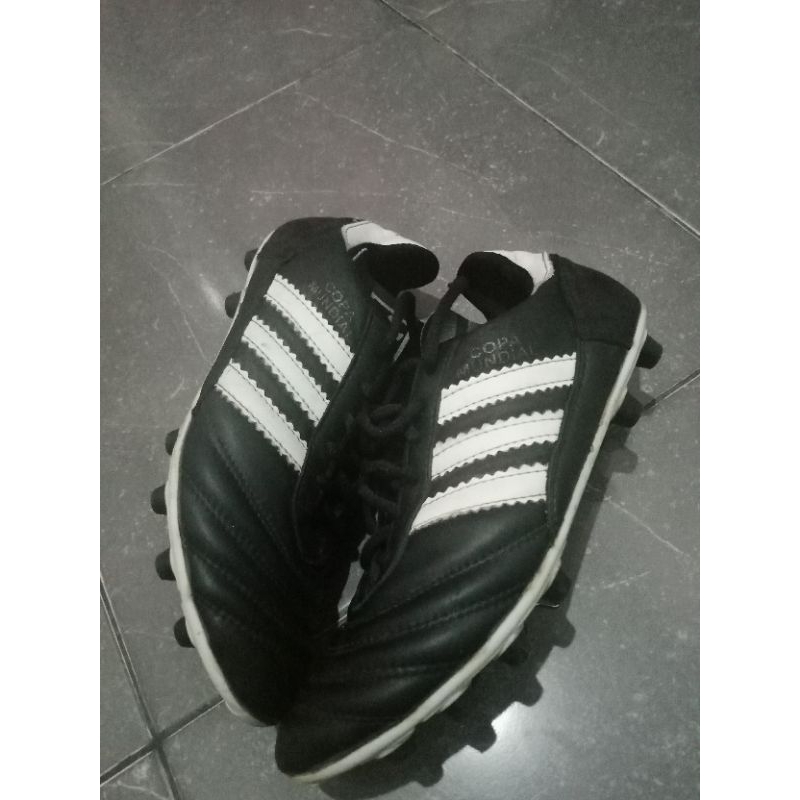 sepatu bola adidas copa mundial second size 41