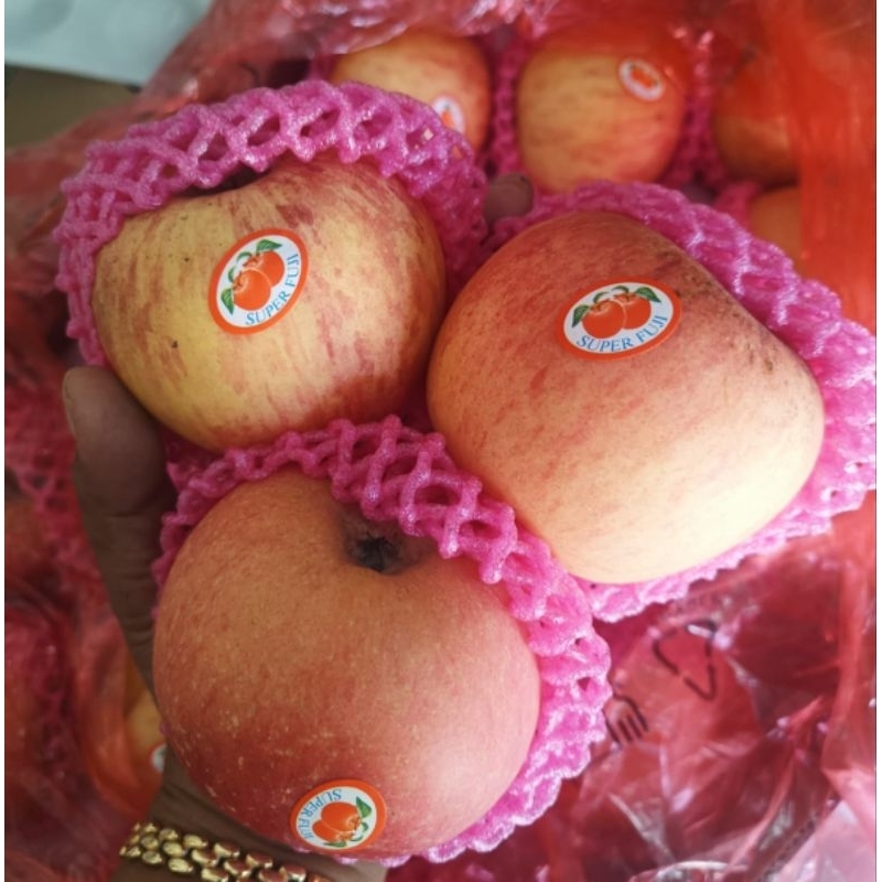 

BUAH APEL FUJI
