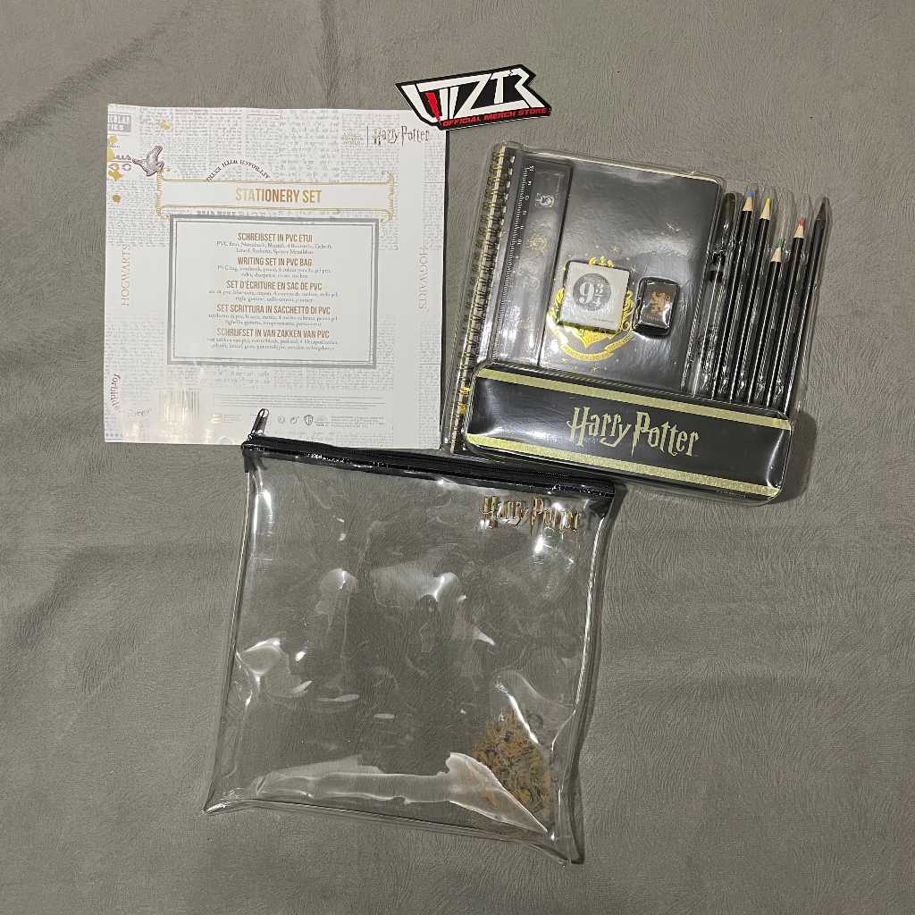 

HARRY POTTER DELUXE STATIONERY SET Original