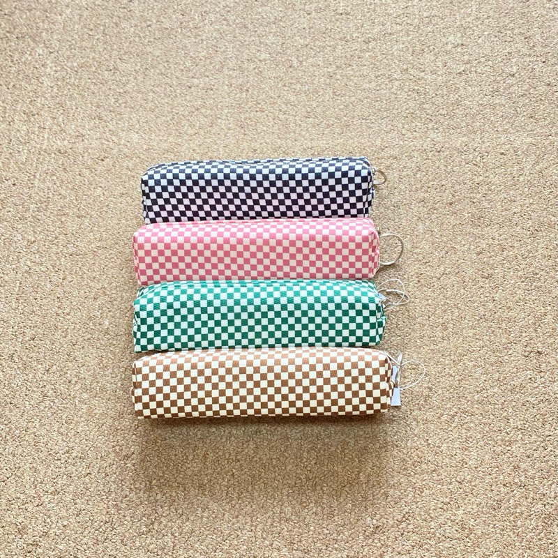 

Kotak Pensil || Tempat Pensil Motif Catur