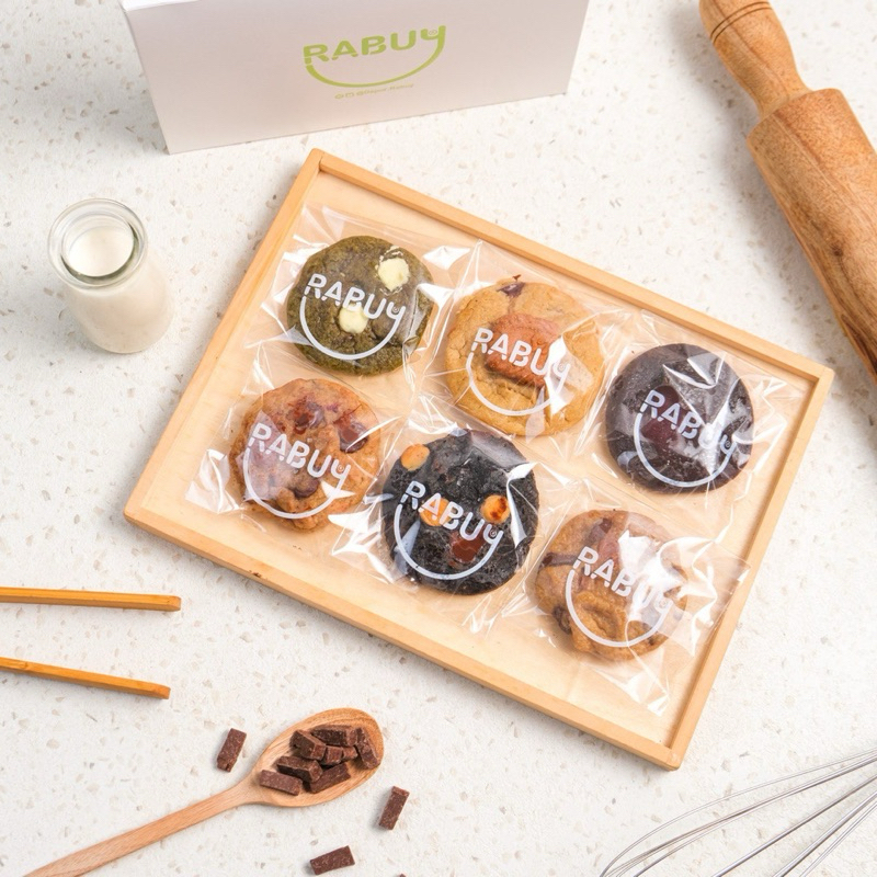 

Soft Cookies in a Box of Regular