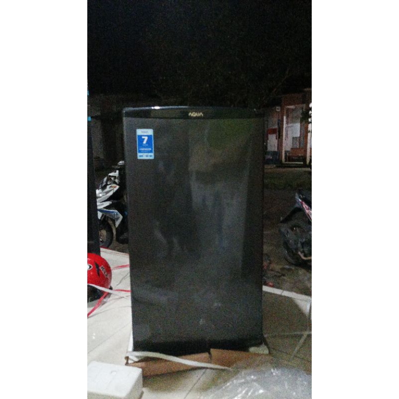 AQUA Standing Freezer 4 Rak 121Liter AQFS4