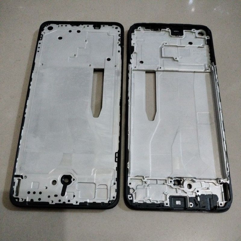 FREME TULANG TENGAH LCD REALME 11 4G