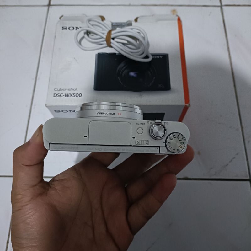 Sony wx500 second
