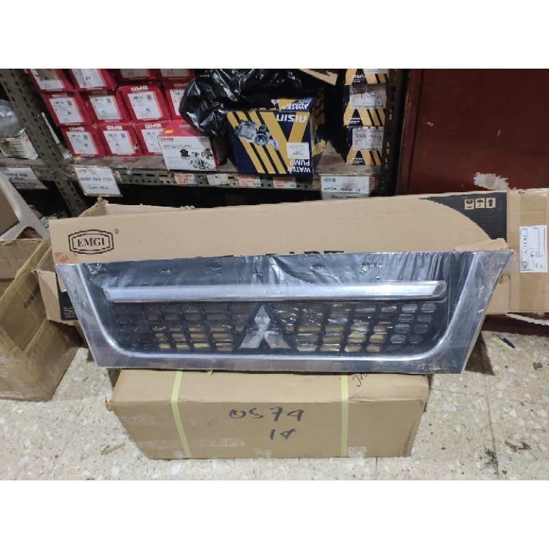 Grill Canter HDX euro 4 chrome