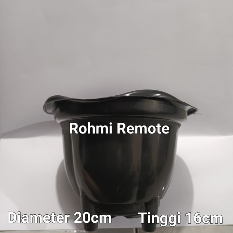 POT TANAMAN BUNGA POT PLASTIK KAKI 20X16CM POT BUNGA DIAMETER 20CM