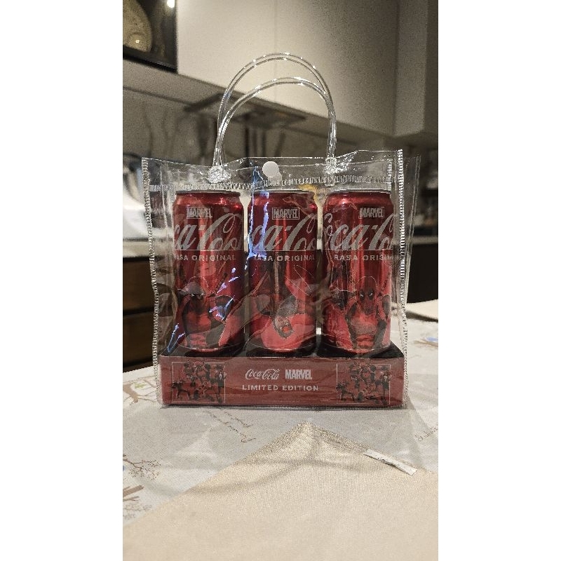 

[Limited Edition] Coca Cola Marvel Edition limited, cocacola collector items