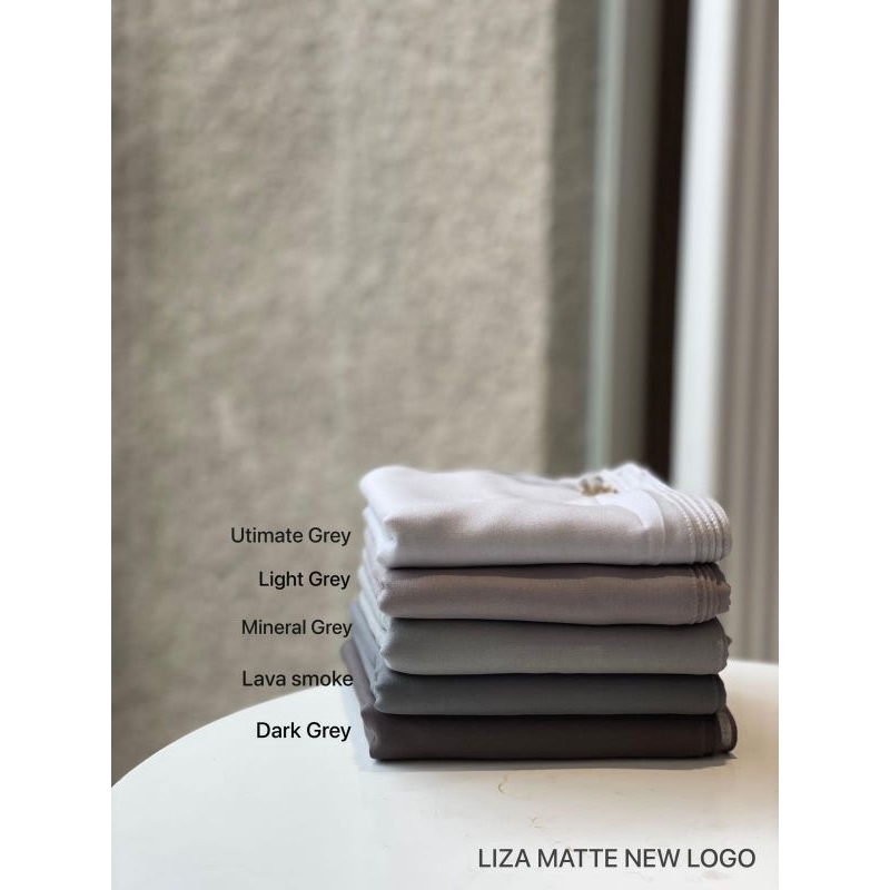 Hijab Segiempat Polos Deenay Liza Matte Grey Series