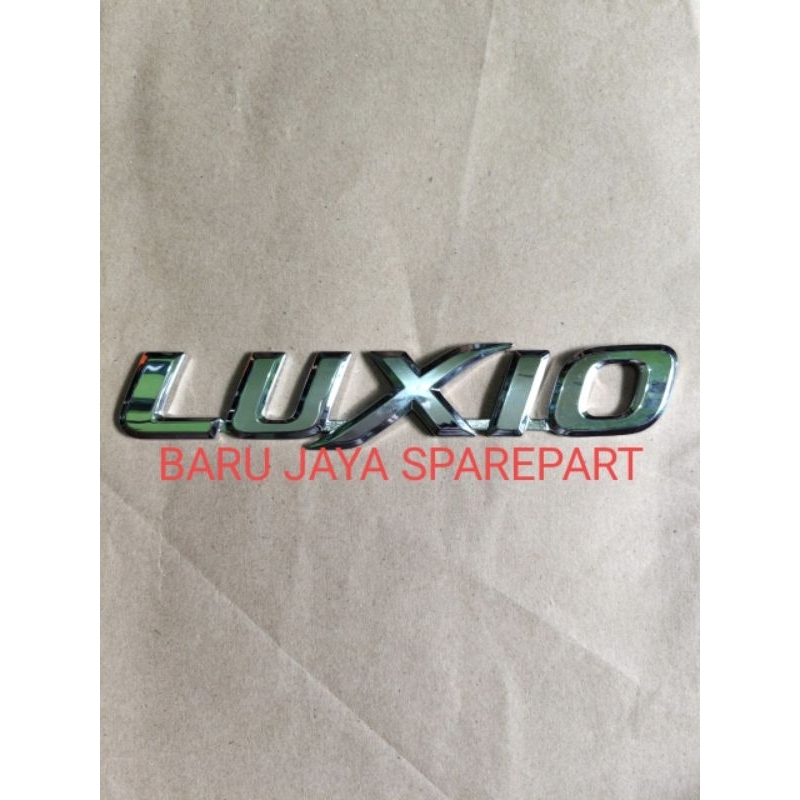 Emblem tulisan Daihatsu LUXIO chrome original