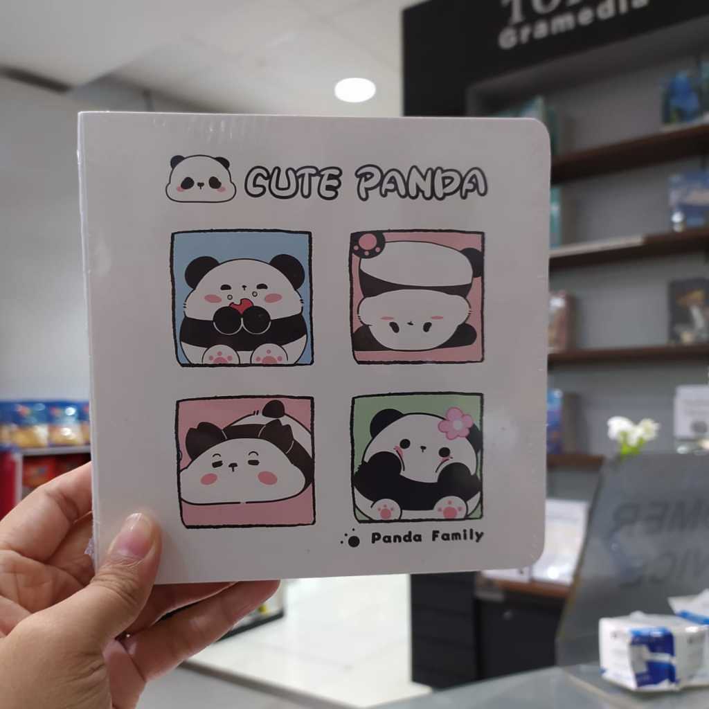 

GRAMEDIA KEDIRI - KAKO CUTE PANDA SQUARE NOTEBOOK WHITE