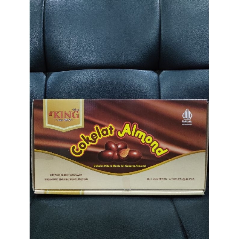 

Ay00! 1 Toples (Isi 40 Pcs) Coklat Almond d' KING