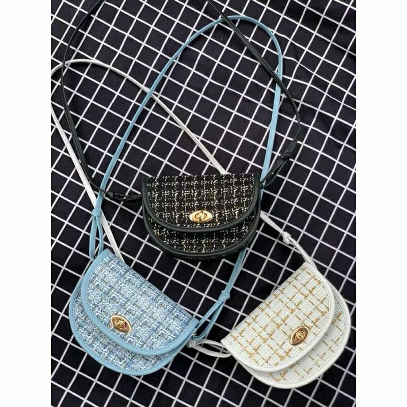 Moana slinbag/tas selempang wanita terbaru bahan kanvas muat hp/tren 2024/Minibag/fashion wanita