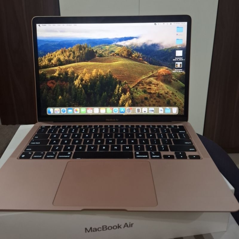 Apple-MacBook Air M1 2020 (256GB) Gold - Second Fullset Original