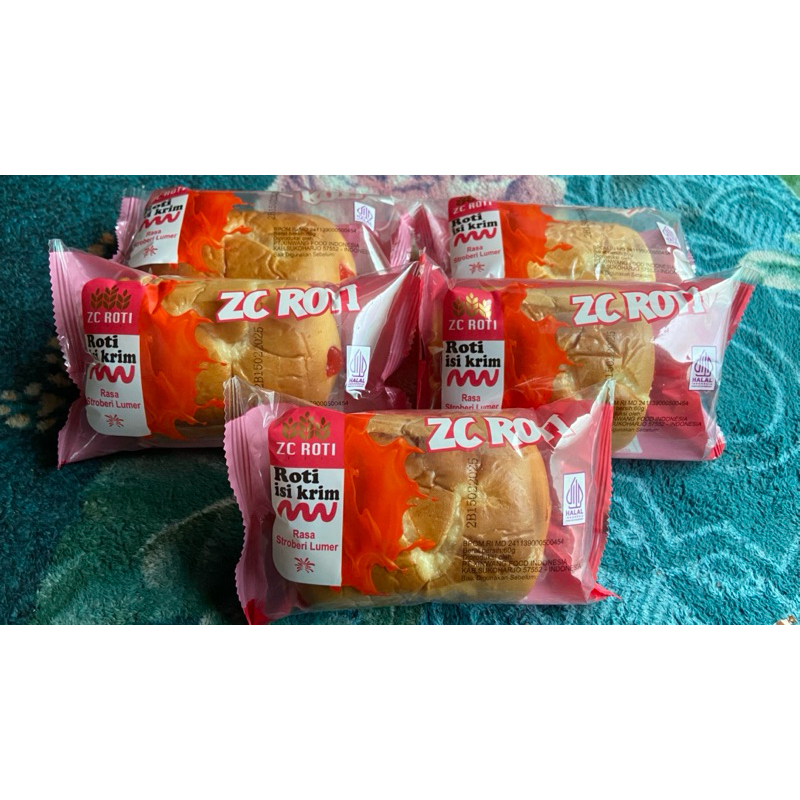 

ZC roti isi cream rasa coklat, rasa strobery dan rasa vanila