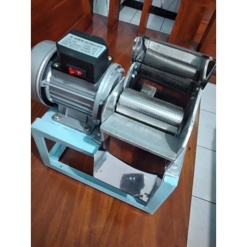 PARUTAN KELAPA LISTRIK 11CM