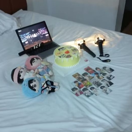 Link CO Merch Album TNT Boy Group