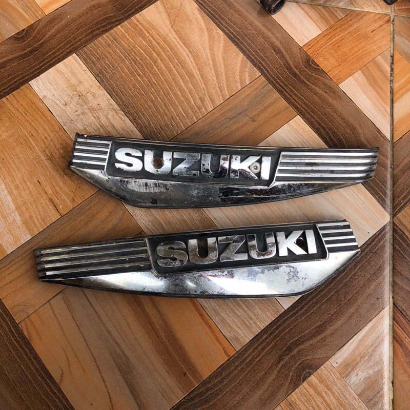 emblem tangki suzuki rc100 cover tangki lambang