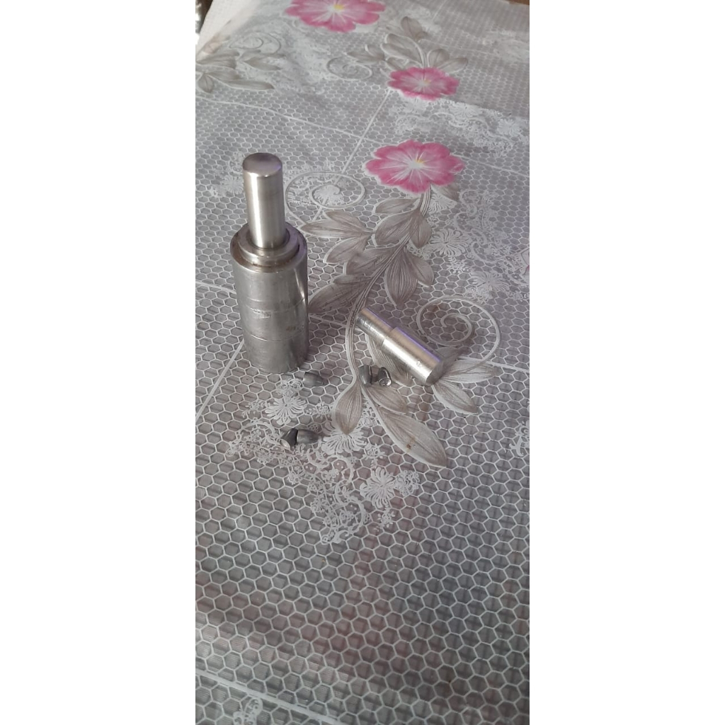 Molding Slug 12gr Copy Knock Out