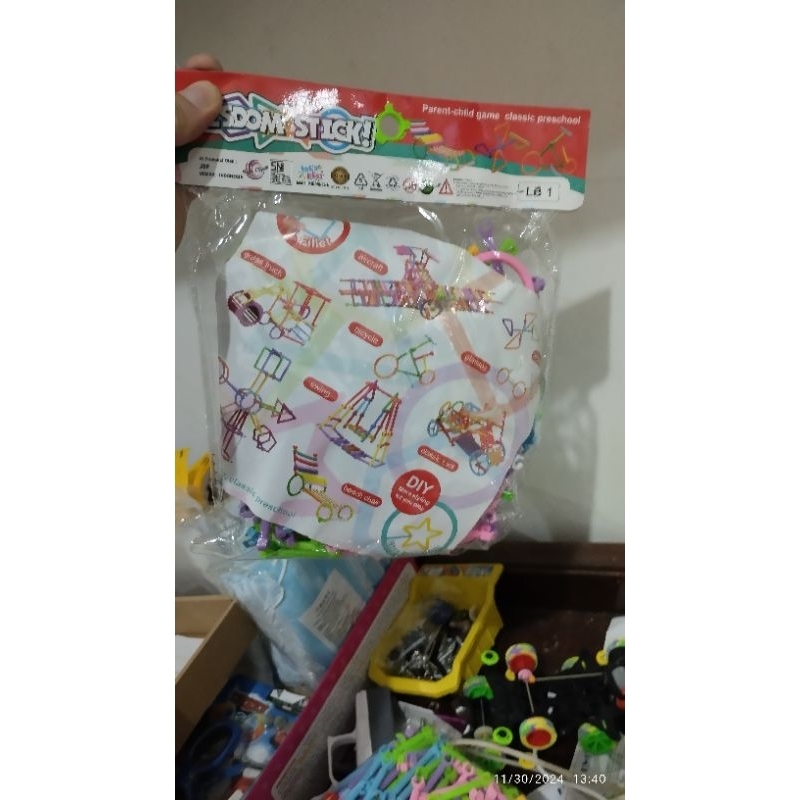 oketoys mainan susunan stik wisdom stick LB1