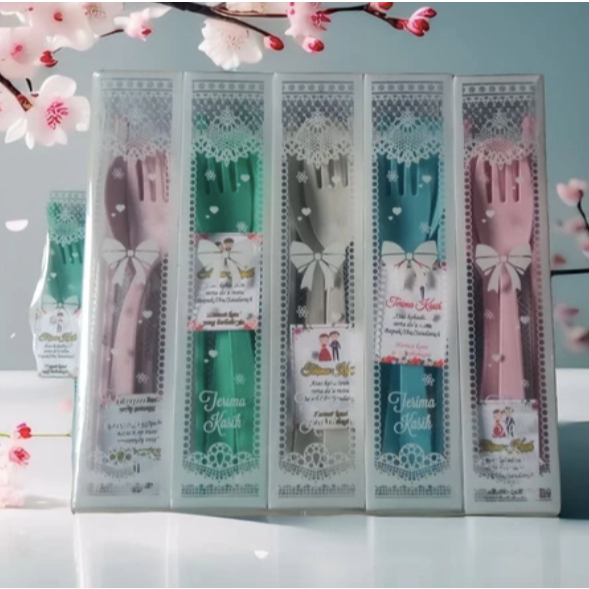 [ISTY] [SENDOK GARPU SUMPIT PLASTIK + BOX MIKA] souvenir go green set sendok garfu sumpit plastik ke