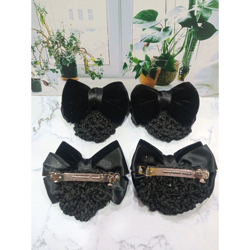 jepit rambut harnet bahan beludru polos