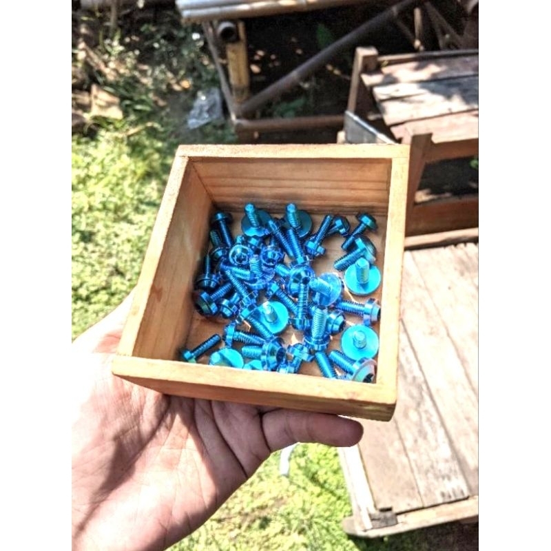 1 SET BAUT BODY YAMAHA FIZ FIZ R TITANIUM GR5 ORIGINAL