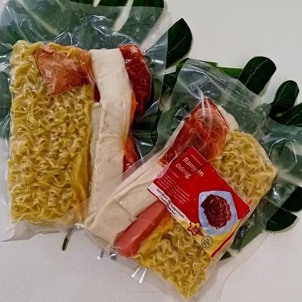 

tsuraya food ramyeon odeng frozen / boci olahan ikan seafood frosen / mie ala korea