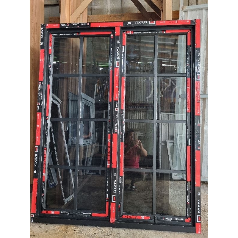 kusen jendela double jungkit ornamen aluminium