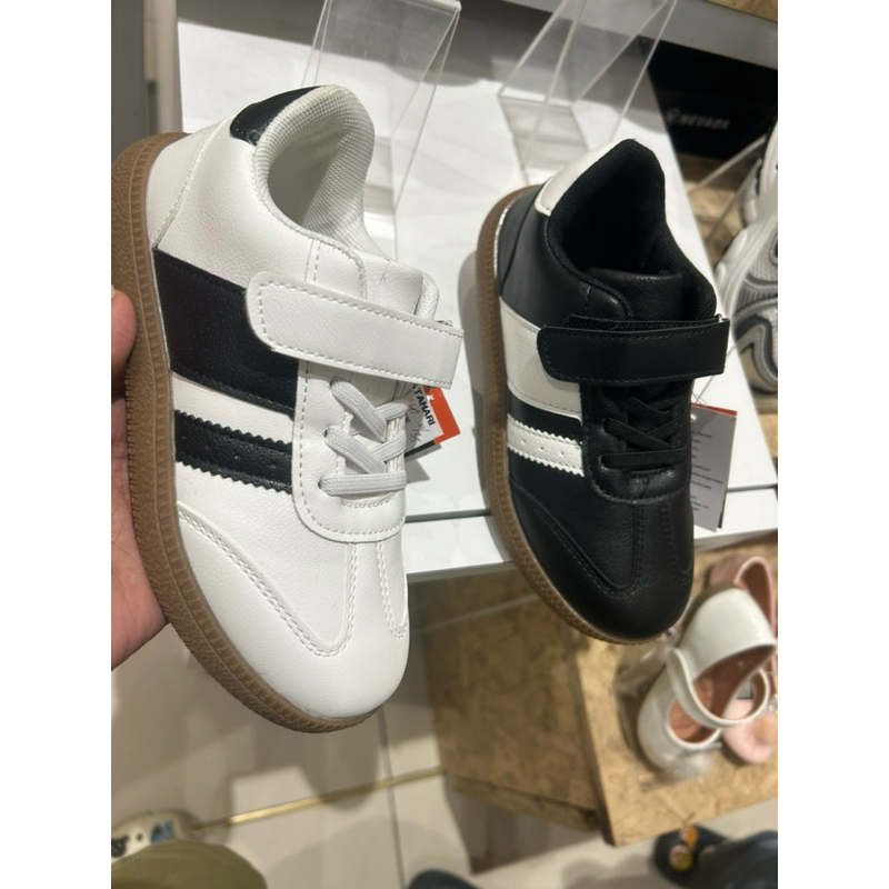 DISKON‼️ NEVADA Sepatu sneaker anak size 31-35 by Matahari Dept.Store