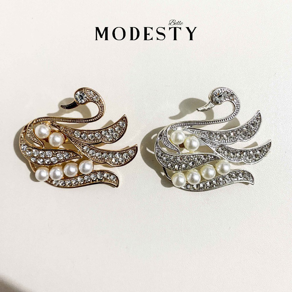 Bros Hijab Premium dengan Desain Angsa & Bunga Berhiaskan Kristal