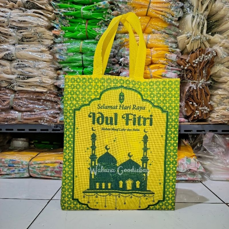 

(isi 60Pcs) Tas Spundbond Idul Fitri 30x40x8 Goodiebag/Hampres Lebaran 2025