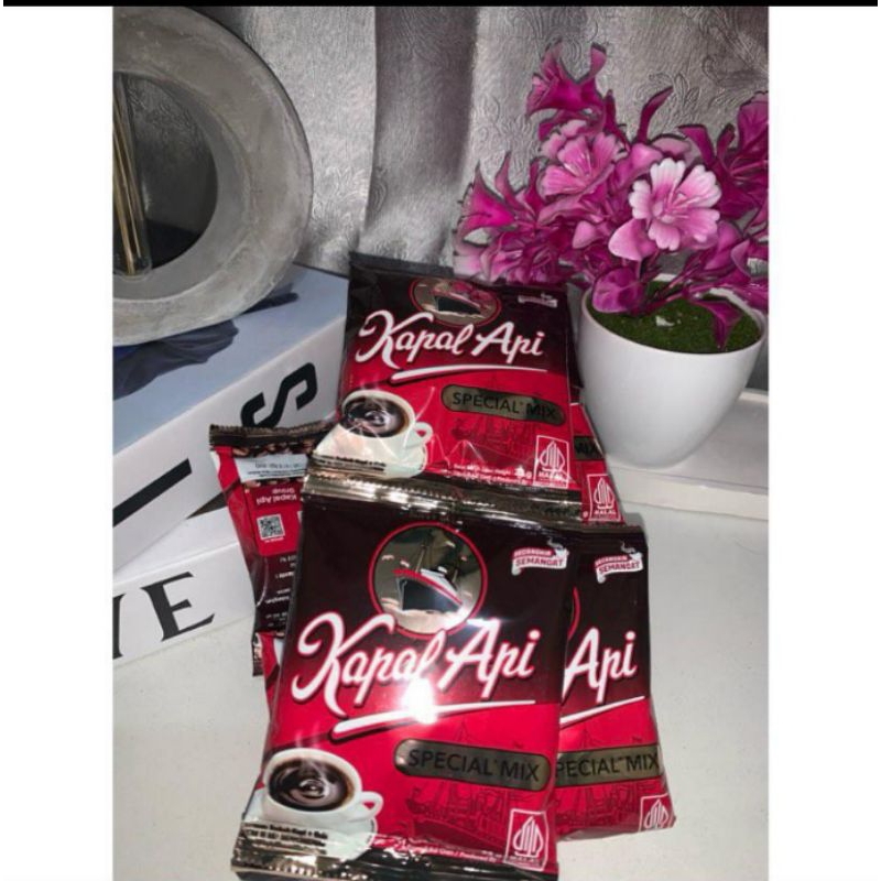 

Kopi kapal api special mix renceng isi 10pcs