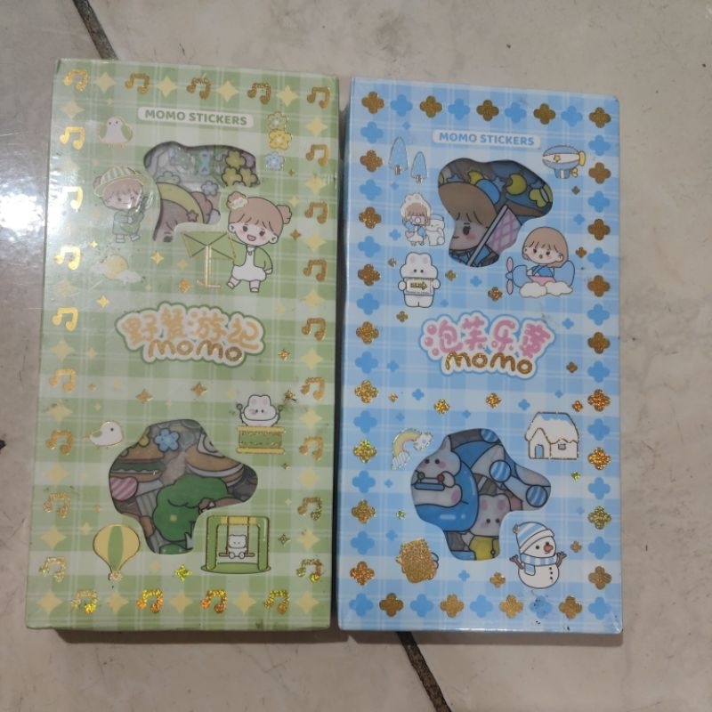 

100 stiker momo bok tanggung