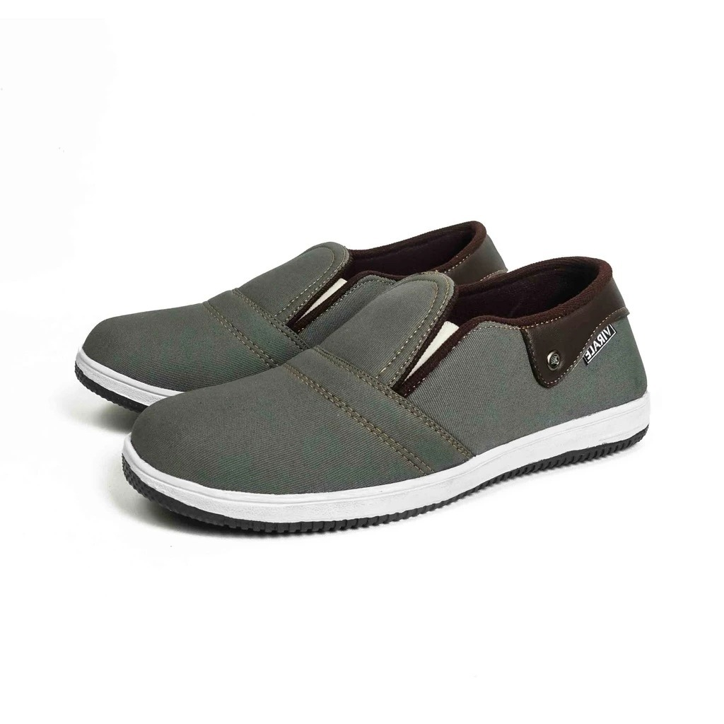 Sepatu Cowok Pria Dewasa Bahan Kanvas Premium Tanpa Tali Kasual Sneakers Laki Laki Black Cream Sol K