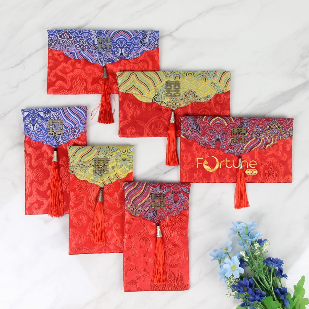 

KODE PRODUK TDZO9989 Angpao Sangjit Kain Shuang Xi Wedding Engagement Lamaran Kawinan Kain Premium Merah Gantungan Batik